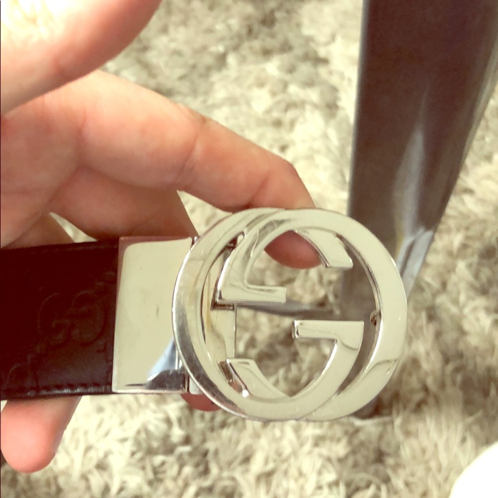 Gucci Men’s Reversable Belt (black/brown)